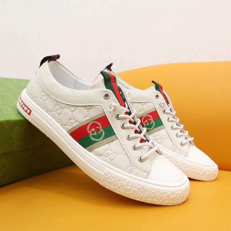G*u*i casual shoes